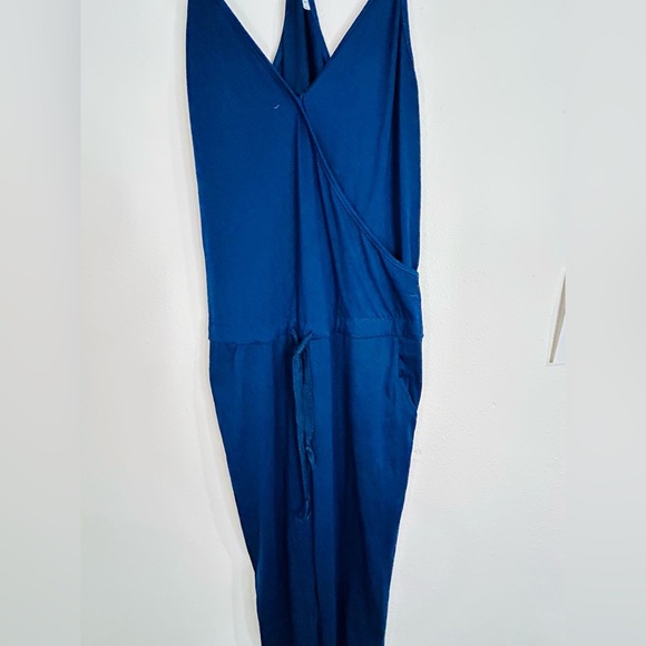 Women’s Blue Sleeveless Jumpsuit Size Large Soft Casual Drawstring Waist Stretch - Picture 5 of 12